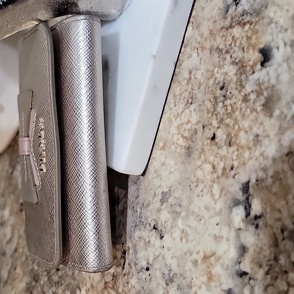 Prada EUC gold metallic key holder - Picture 7 of 7